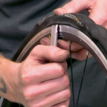 How to deal with a snapped rear gear cable whilst out riding - Alpkit