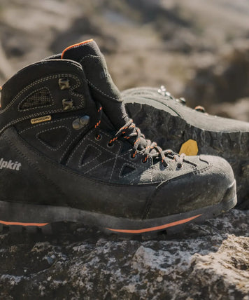 How a Walking Boot is Built