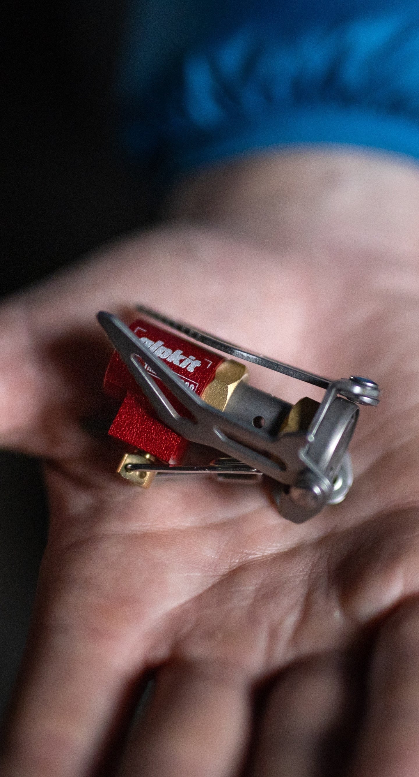 alpkit kraku stove ultralight camping stove gas burner