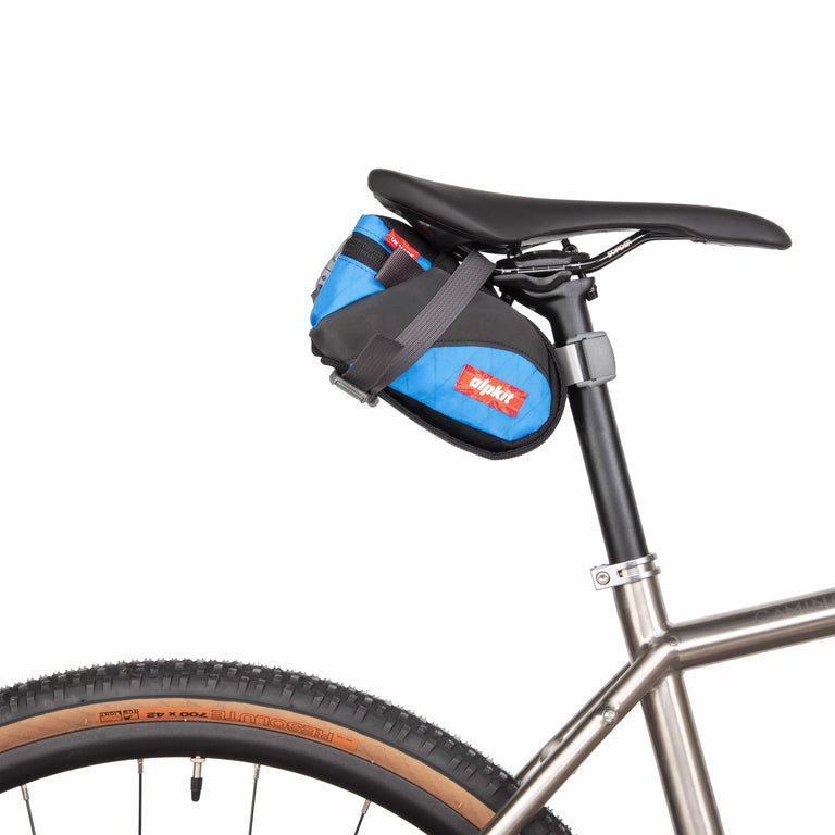Alpkit enduro seatpack XS in lego - closed