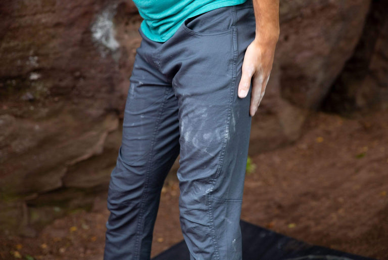 TCAKBLOCM-mens-bloc-pant-location-3.jpg - action