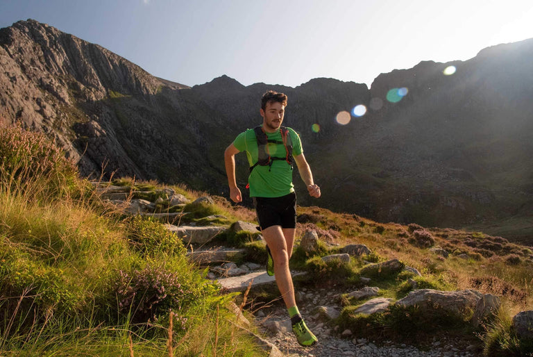 TCAKKTSHOM-mens-koulin-trail-shorts-location-2_200x.jpg - action|rw